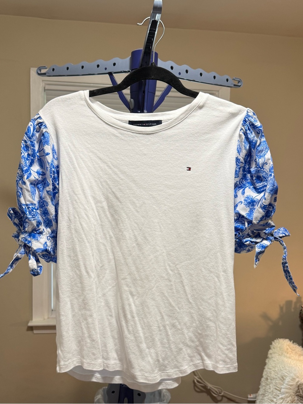 Tommy Hilfiger White Tee with Blue Floral Puff Tie Sleeves